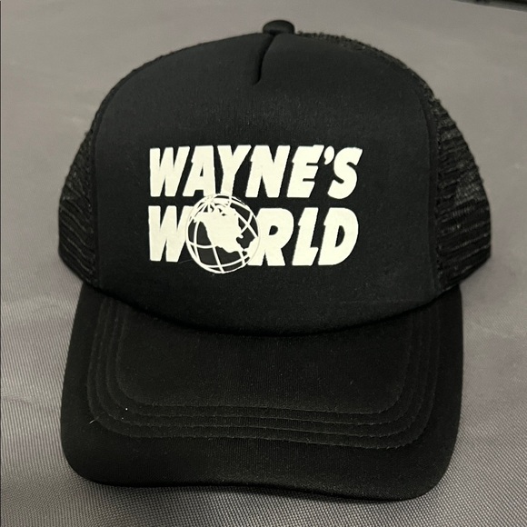 Trucker/Mesh hat bundle - Picture 8 of 13